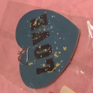 Rare Victoria's secret PINK heart-shaped air freshener